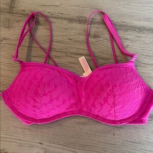 PINK Victoria's Secret Hot Pink Bra